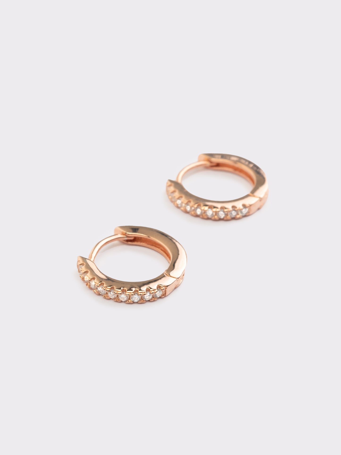 Orecchino Scattino in argento con zirconi