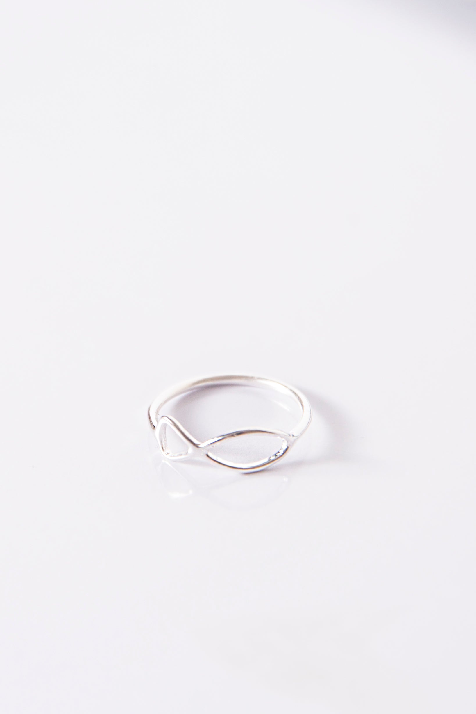 #anello #ring #argento #silver #pesce #simboli #anellisottili #idearegalo #regalodonna #amiche #friendship #gioiello #jewelery