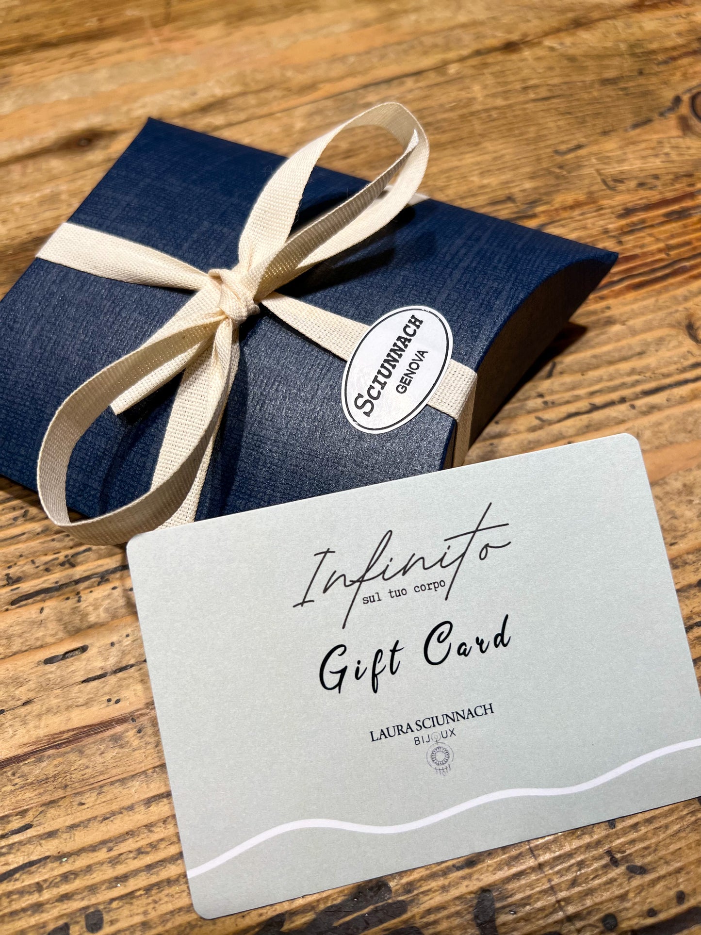 Infinito Collana Gift card Argento