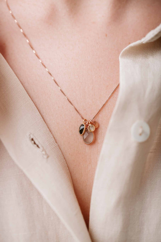 Collana Ninfea corta