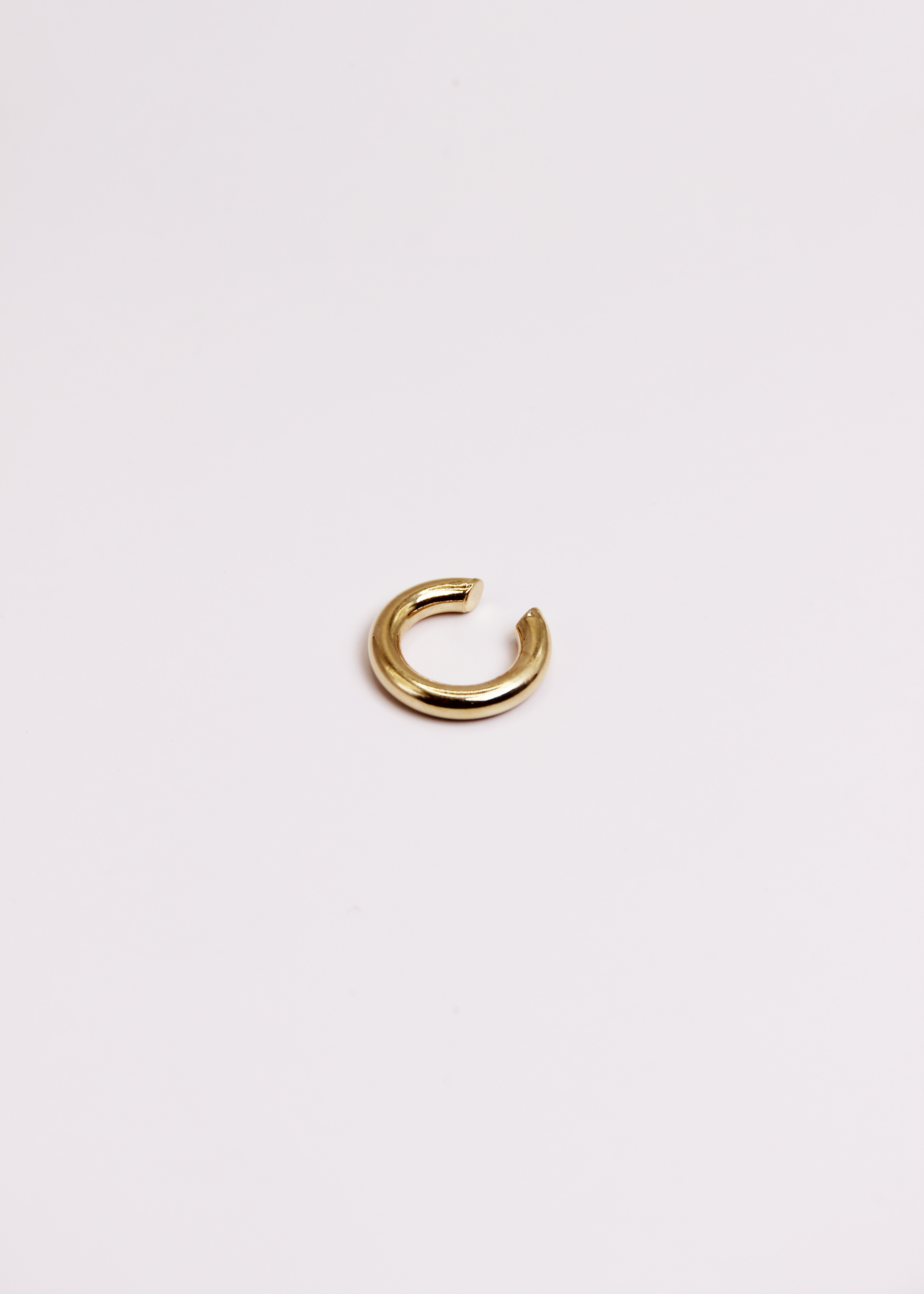 Orecchino ear cuff con catena Cobra pendente (1pz
