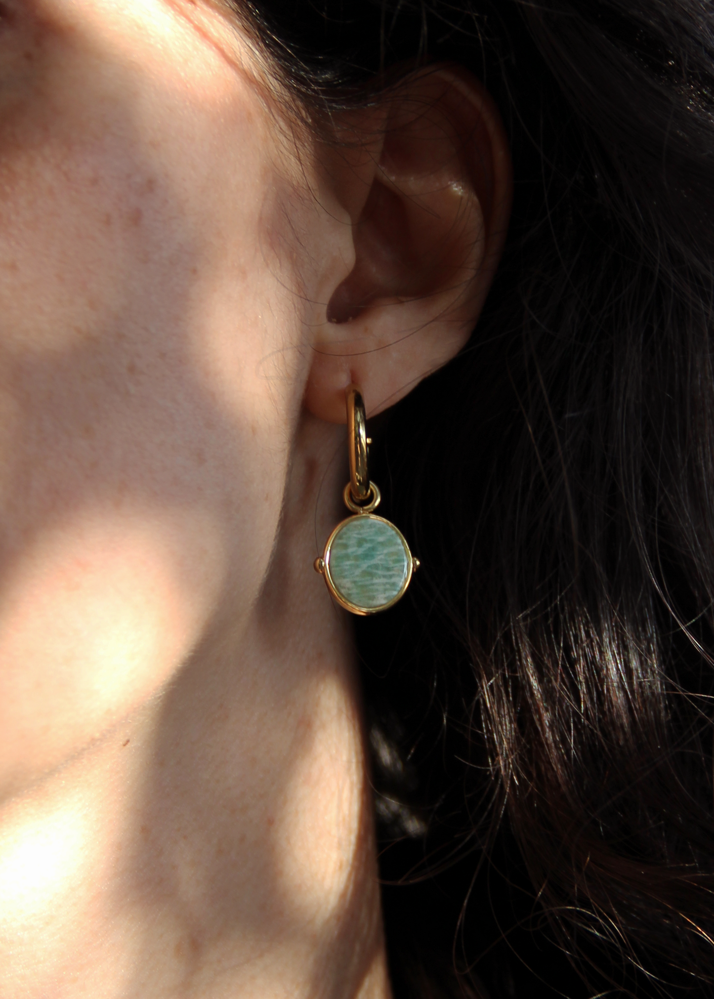 Orecchini Eclisse con ciondolo ovale in pietra dura naturale