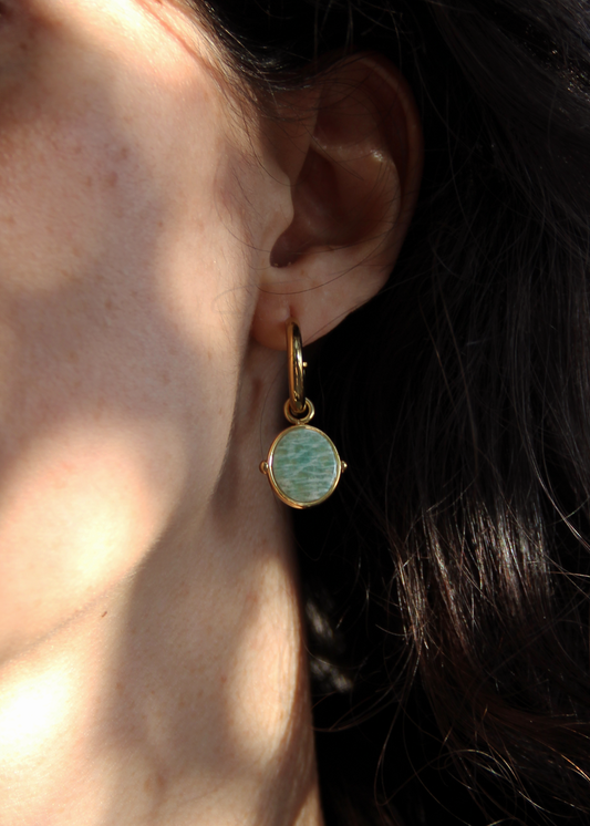 Orecchini Eclisse con ciondolo ovale in pietra dura naturale