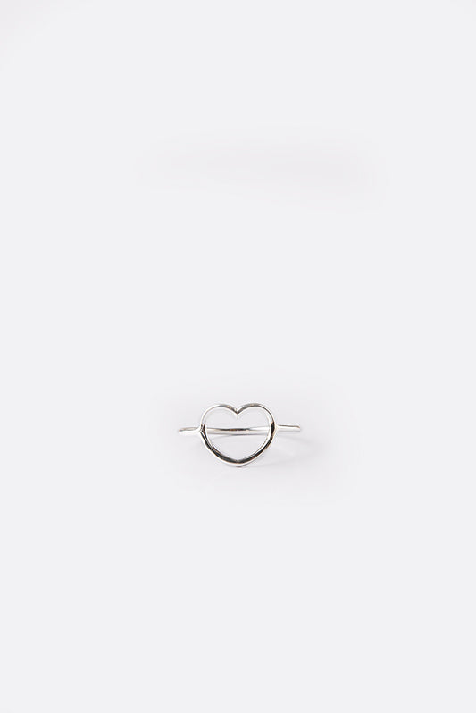 #anello #ring #argento #silver #cuore #cuorevuoto #heart #simboli #anellisottili #idearegalo #regalodonna #amiche #friendship #gioiello #jewelery